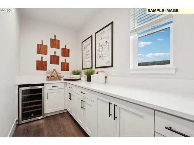 $733,885 | 3080 Olympic Street, Unit 16, Woodburn, OR 97071