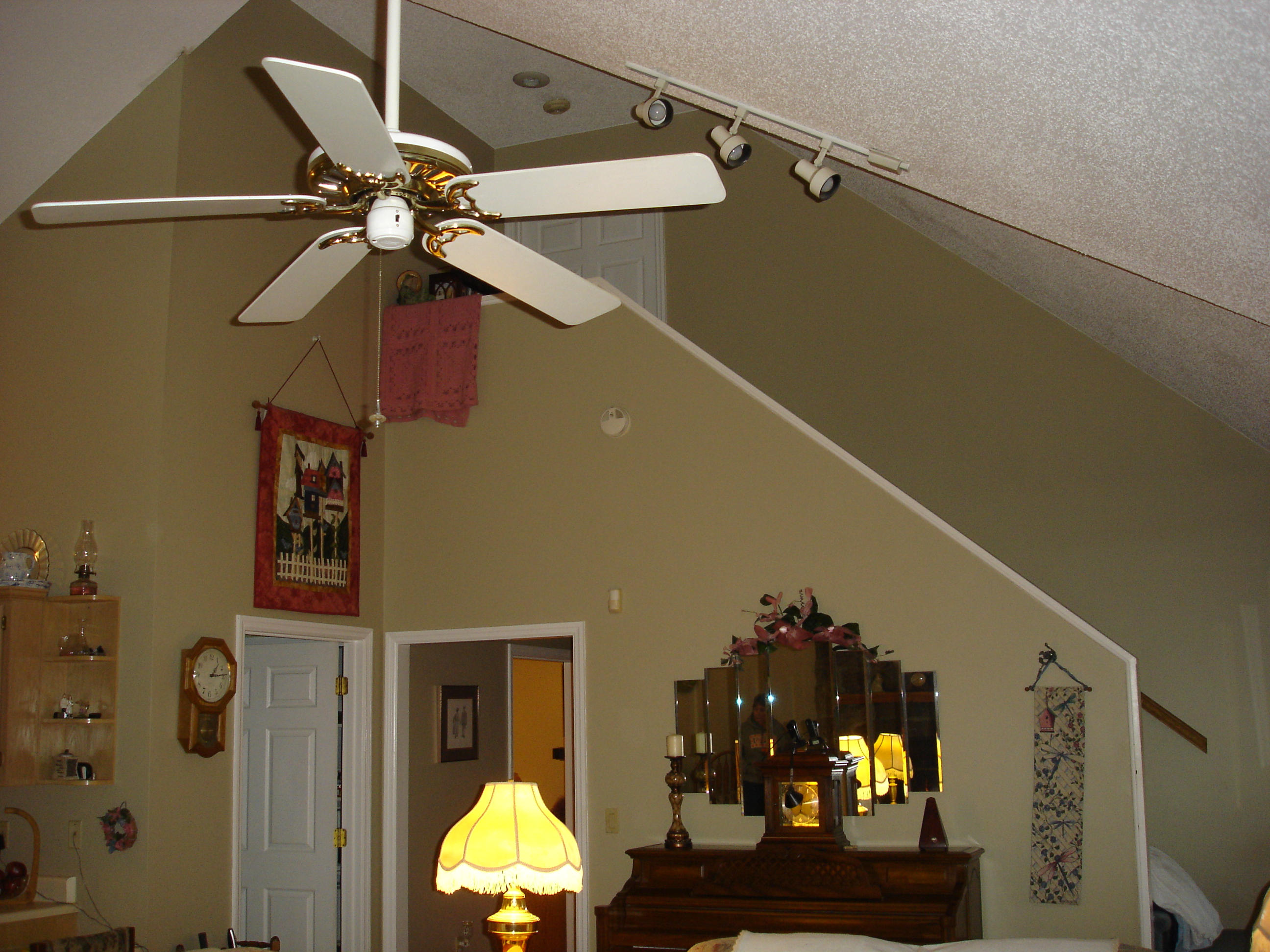 879 Matlock Shores Road Loudon, TN 37774 - Photo 8 of 34 010