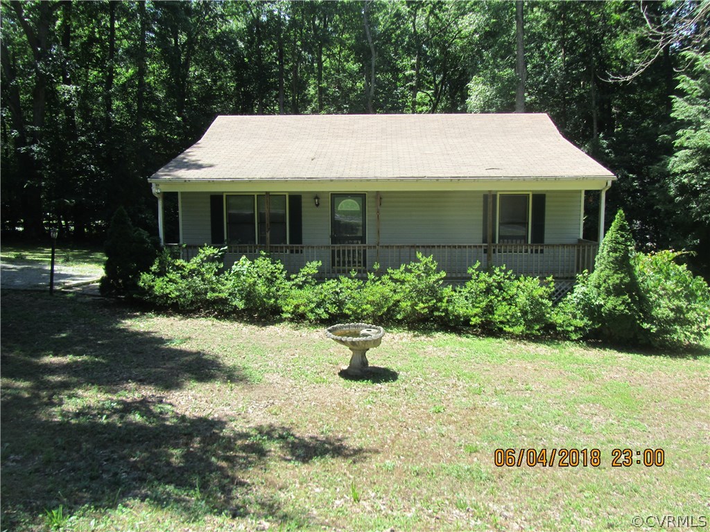 5111 Hemlock Road Quinton, VA 23141 - Photo 1 of 6 Gallery Image 1