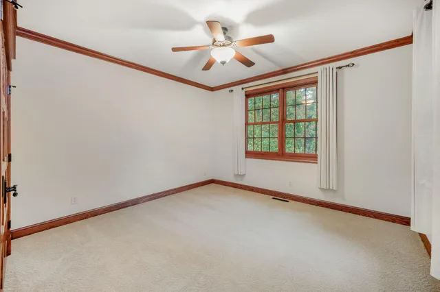 $794,000 | 221 Woodhill Court, Mankato, MN 56001