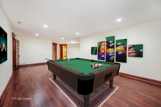 $794,000 | 221 Woodhill Court, Mankato, MN 56001