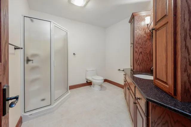 $794,000 | 221 Woodhill Court, Mankato, MN 56001