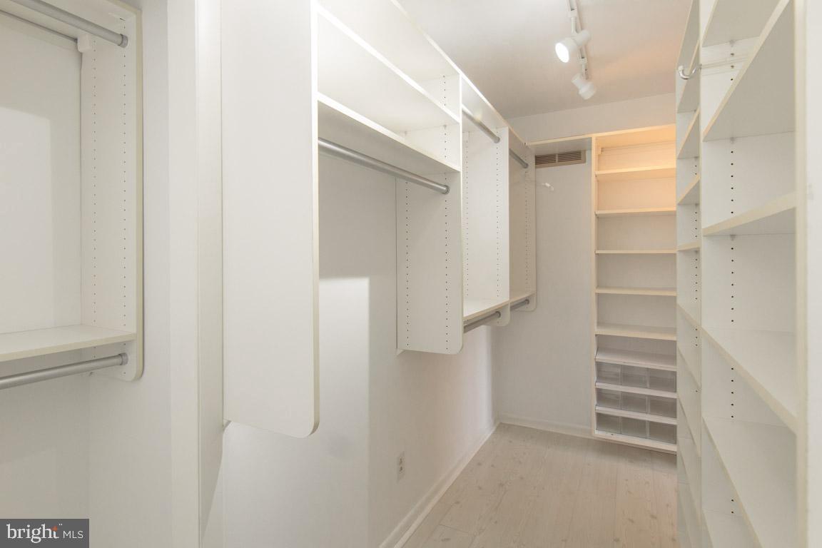 13733 Cuba Road Cockeysville, MD 21030 - Photo 35 of 82 Walk in California Closet w / the master bath