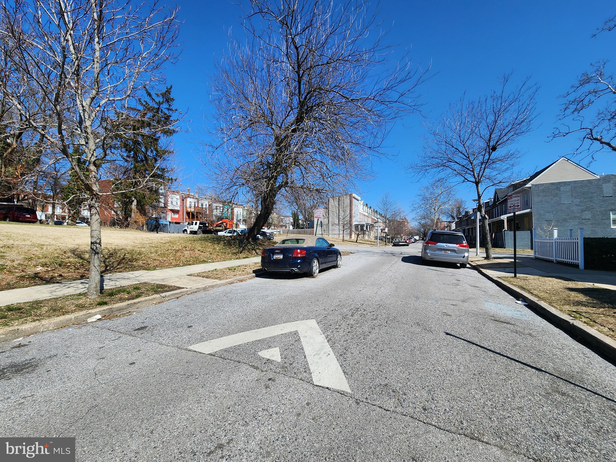 2217 Bryant Avenue Baltimore, MD 21217 - Photo 31 of 31 a car parked on the side of the road
