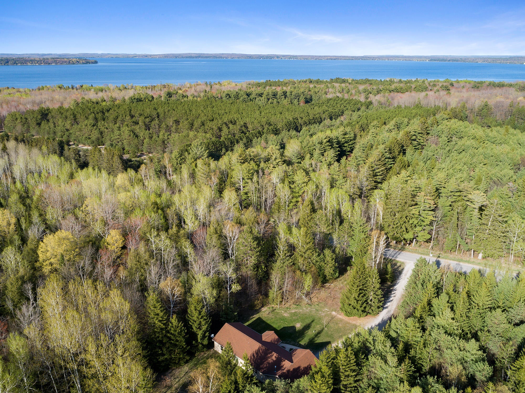 1266 Ellinger Road Alanson, MI 49706 - Photo 4 of 19 Gallery Image 4