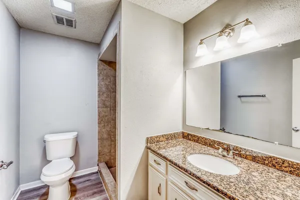 $2,245 | 2306 Cambridge Court North, League City, TX 77573