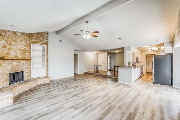 $2,245 | 2306 Cambridge Court North, League City, TX 77573