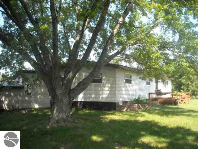 11982 Marilla Road Copemish, MI 49625 - Photo 1 of 3 1728474-2.JPG