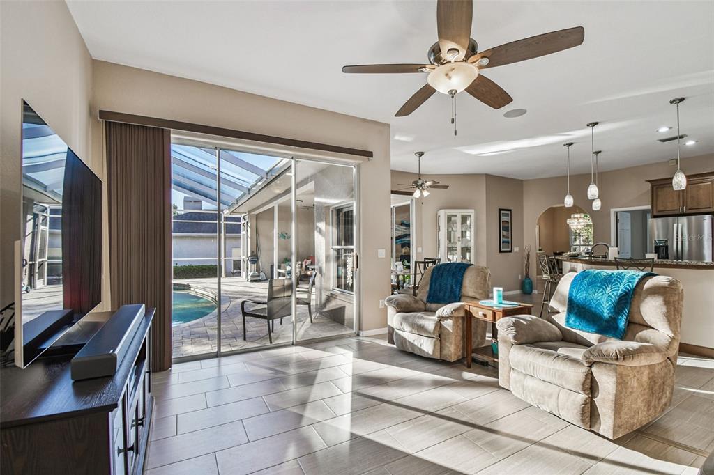 1955 Dunloe Circle Dunedin, FL 34698 - Photo 35 of 94