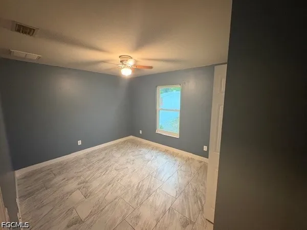 $1,600 | 4624 Douglas Lane, Lehigh Acres, FL 33973