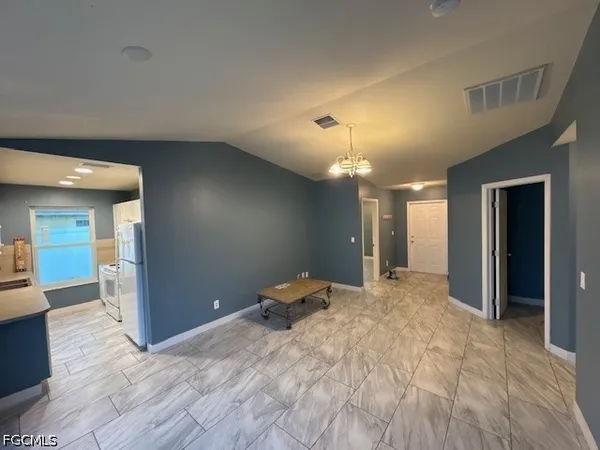 $1,600 | 4624 Douglas Lane, Lehigh Acres, FL 33973