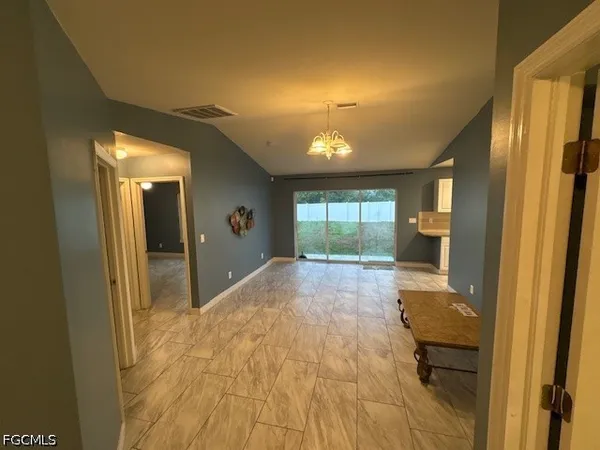 $1,600 | 4624 Douglas Lane, Lehigh Acres, FL 33973