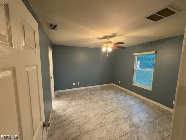 $1,600 | 4624 Douglas Lane, Lehigh Acres, FL 33973