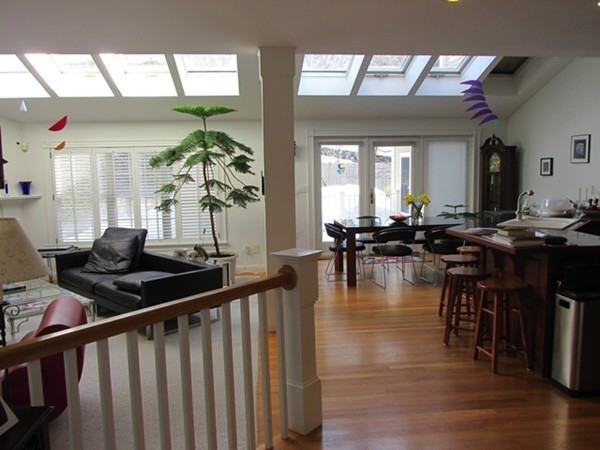 9 Hastings Road Weston, MA 02493 - Photo 5 of 21