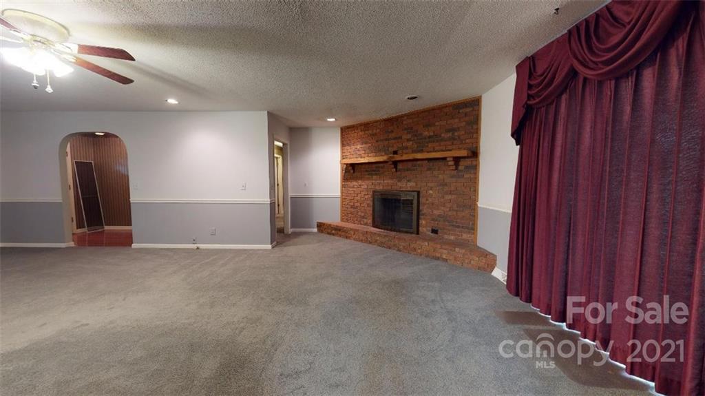 94 Gaddy Road South Nebo, NC 28761 - Photo 11 of 46 Gallery Image 11