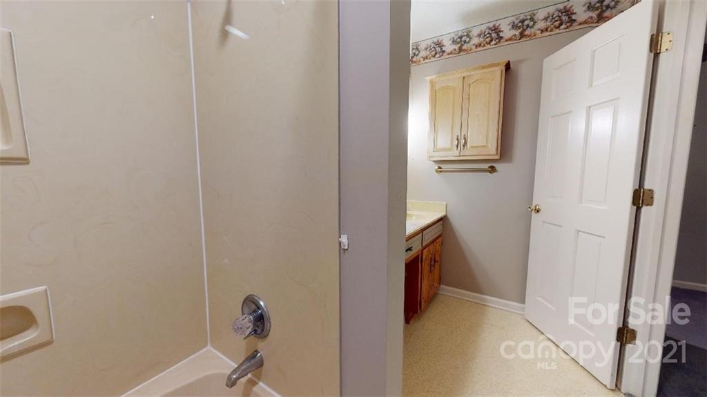 94 Gaddy Road South Nebo, NC 28761 - Photo 13 of 46 Gallery Image 13