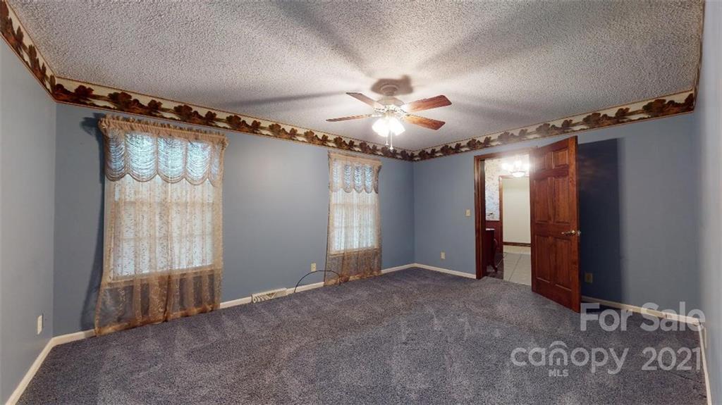 94 Gaddy Road South Nebo, NC 28761 - Photo 18 of 46 Gallery Image 18