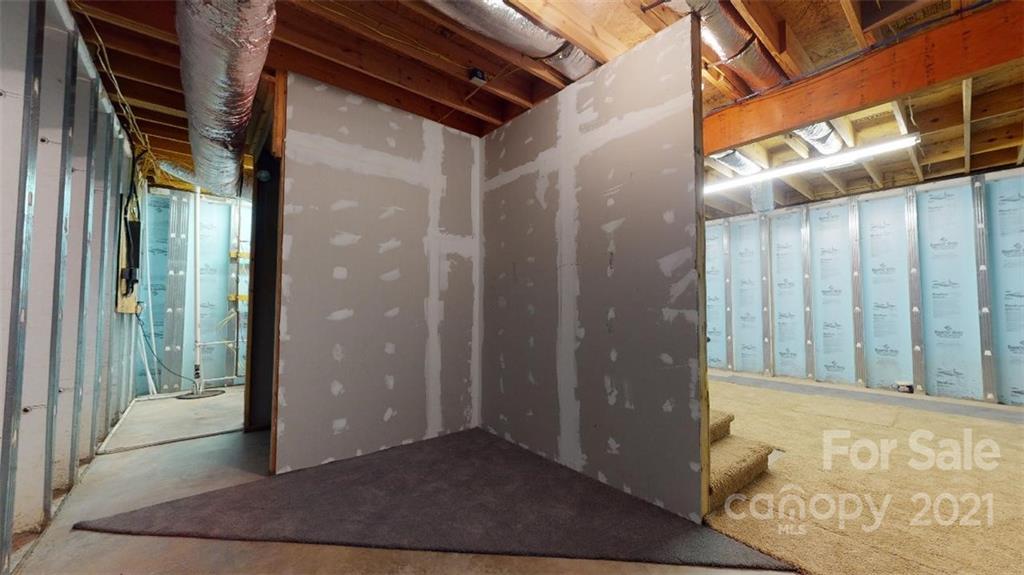 94 Gaddy Road South Nebo, NC 28761 - Photo 28 of 46 Gallery Image 28
