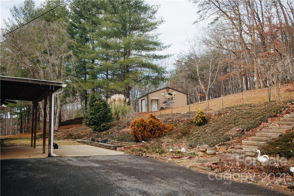 94 Gaddy Road South Nebo, NC 28761 - Photo 39 of 46 Gallery Image 39