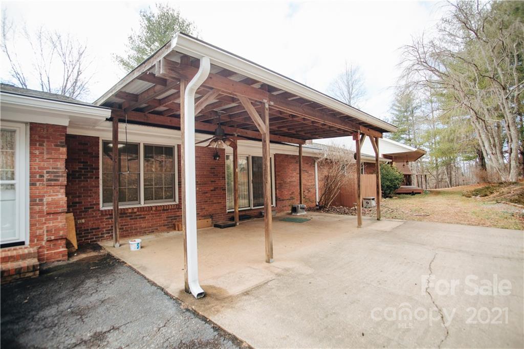 94 Gaddy Road South Nebo, NC 28761 - Photo 41 of 46 Gallery Image 41
