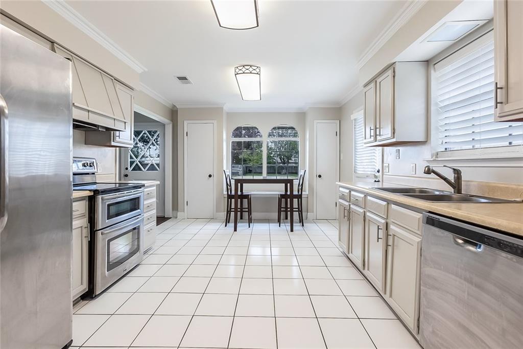 505 Raspberry Street Metairie, LA 70005 - Photo 7 of 15