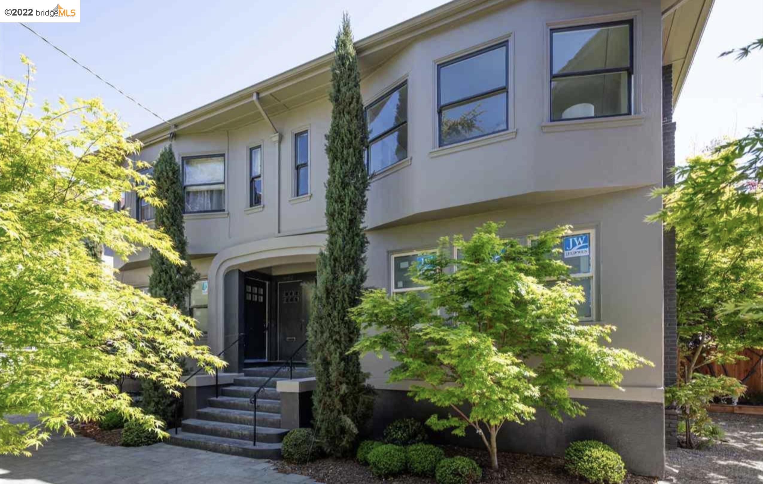 4142 Manila Avenue, Oakland, CA 94609 Compass