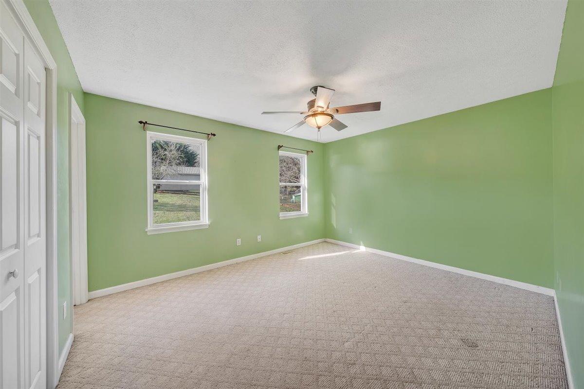 5261 Bethlehem Road Boones Mill, VA 24065 - Photo 17 of 47 20-Rapidimagery-4715