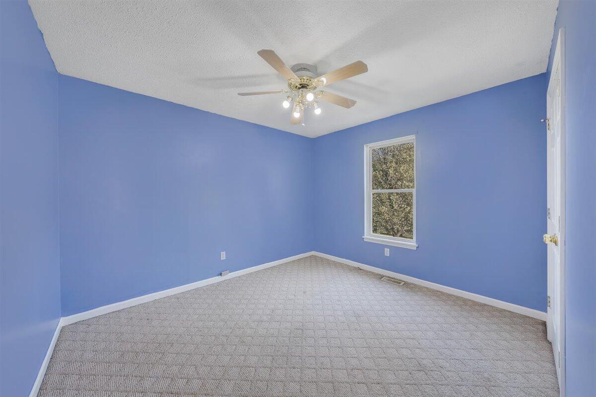 5261 Bethlehem Road Boones Mill, VA 24065 - Photo 19 of 47 24-Rapidimagery-4716