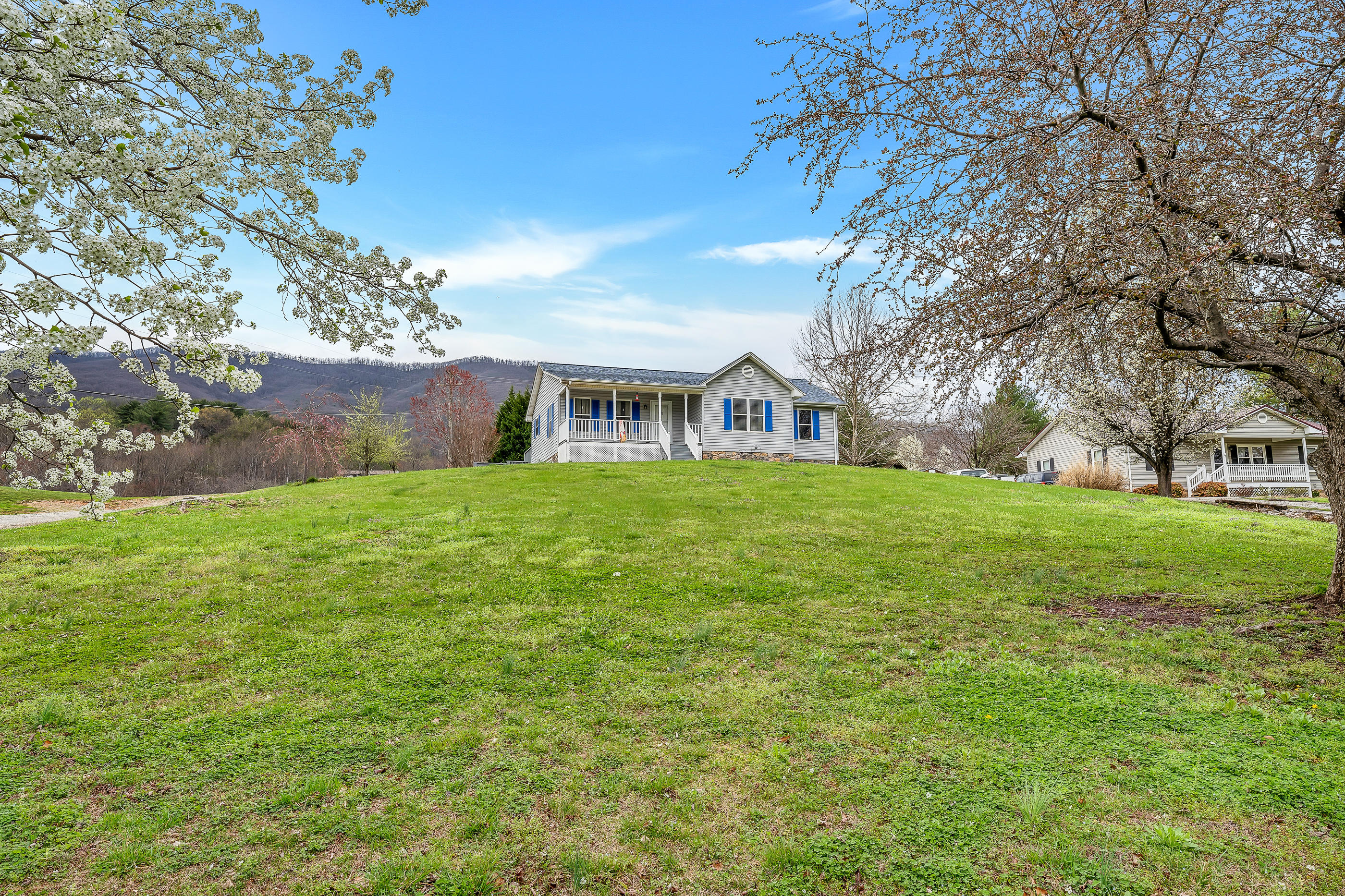 5261 Bethlehem Road Boones Mill, VA 24065 - Photo 35 of 47 Rapidimagery-4263