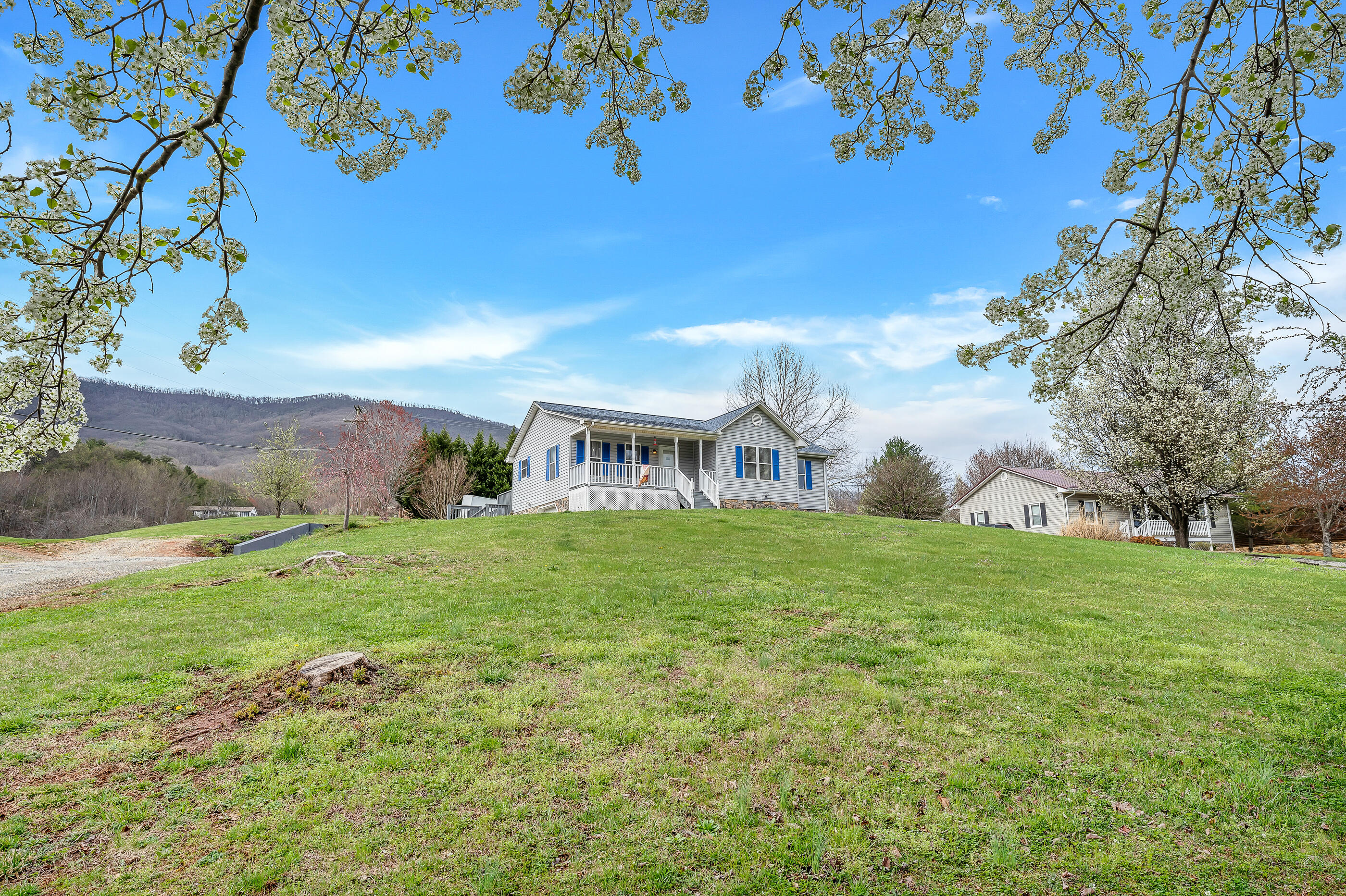 5261 Bethlehem Road Boones Mill, VA 24065 - Photo 39 of 47 Rapidimagery-4256