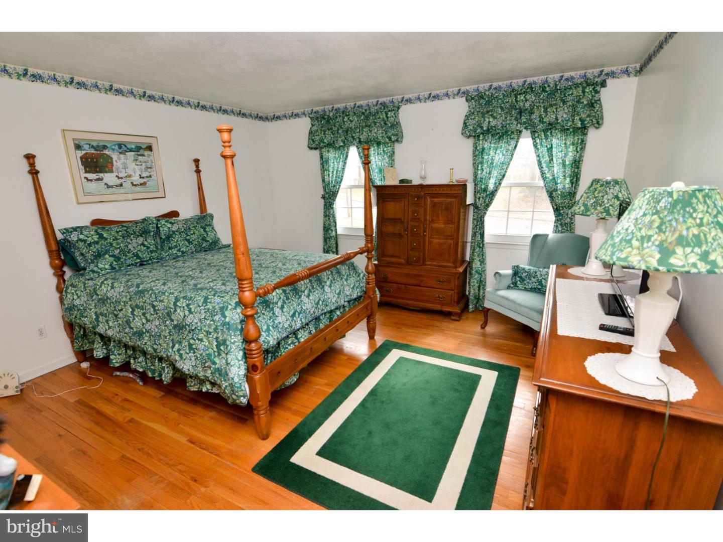 54 Lochatong Road Ewing, NJ 08628 - Photo 22 of 23 Bedroom 4