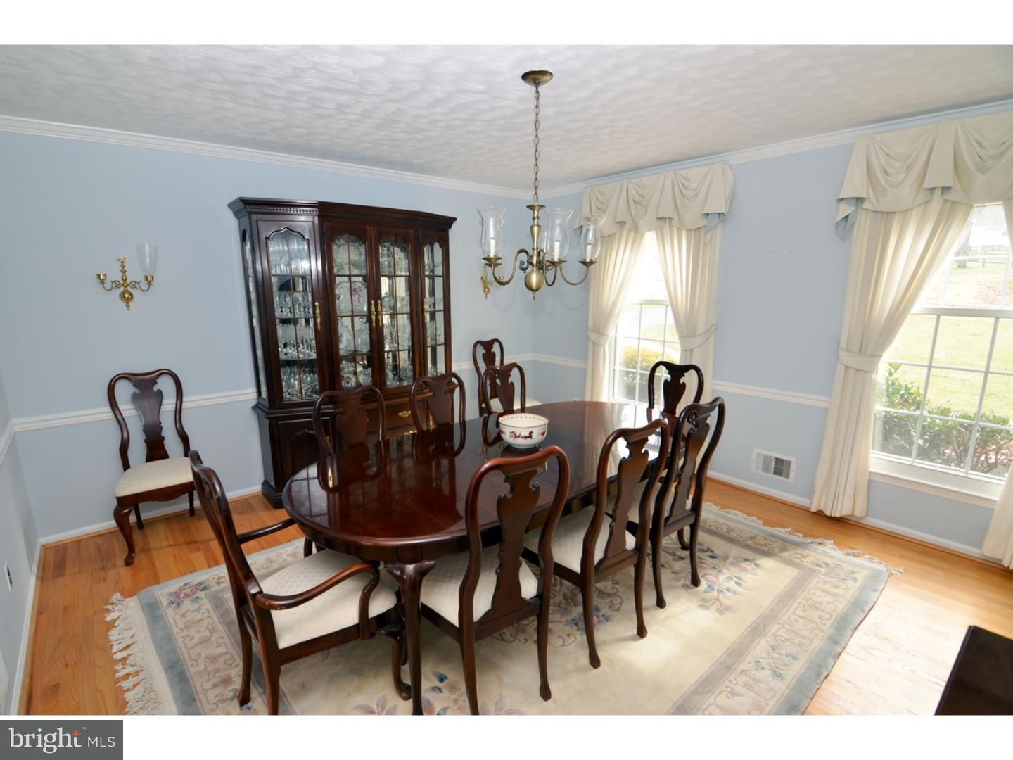54 Lochatong Road Ewing, NJ 08628 - Photo 4 of 23 Dining Room