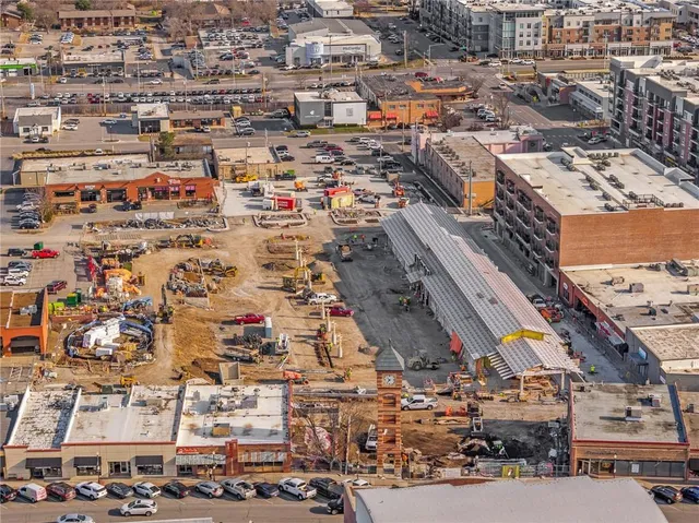 $320,000 | 8133 Woodward, Overland Park, KS 66204