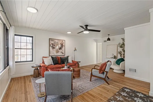 $320,000 | 8133 Woodward, Overland Park, KS 66204