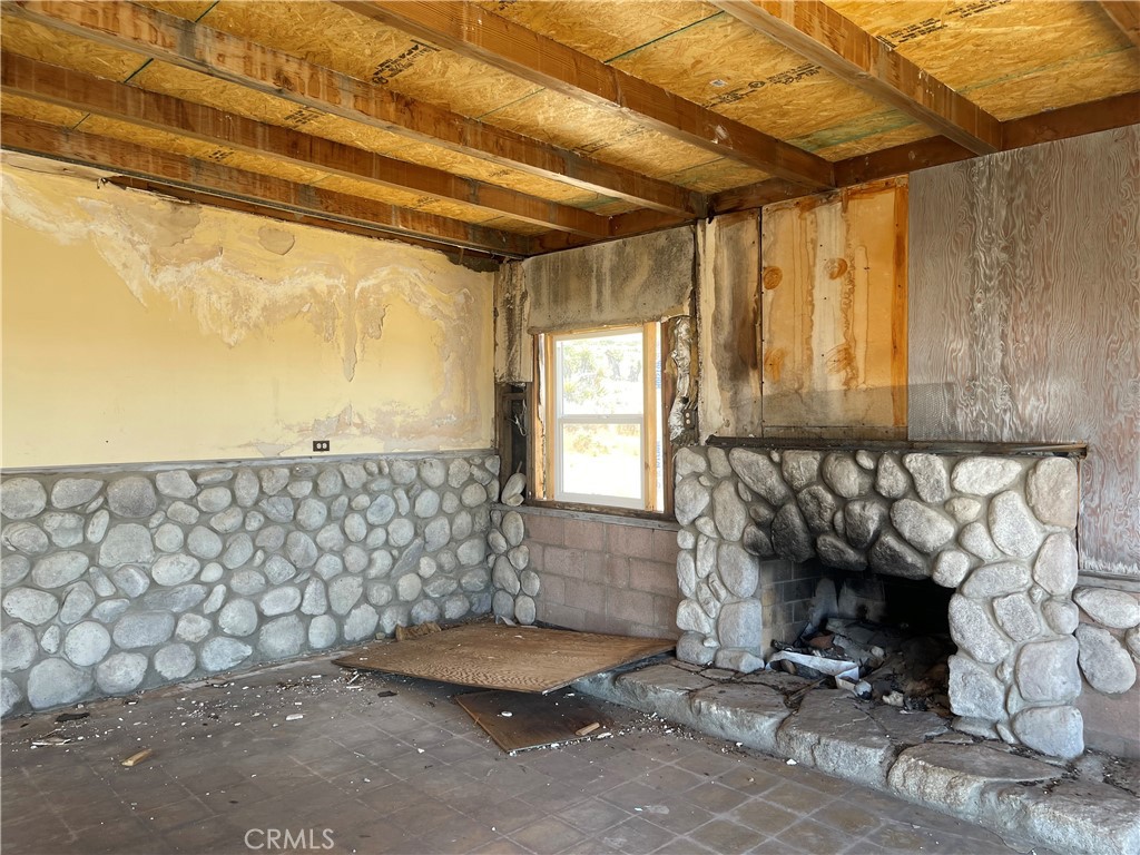 7362 Mesa Road Lucerne Valley, CA 92356 - Photo 10 of 15
