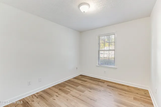 $299,000 | 4943 North Hampton Drive Southeast, Southport, NC 28461