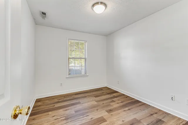 $299,000 | 4943 North Hampton Drive Southeast, Southport, NC 28461