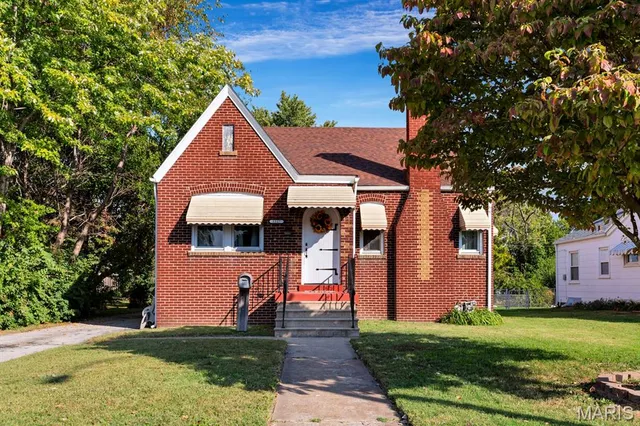 $139,900 | 1517 Garfield Avenue, Granite City, IL 62040