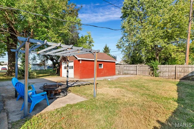 $139,900 | 1517 Garfield Avenue, Granite City, IL 62040