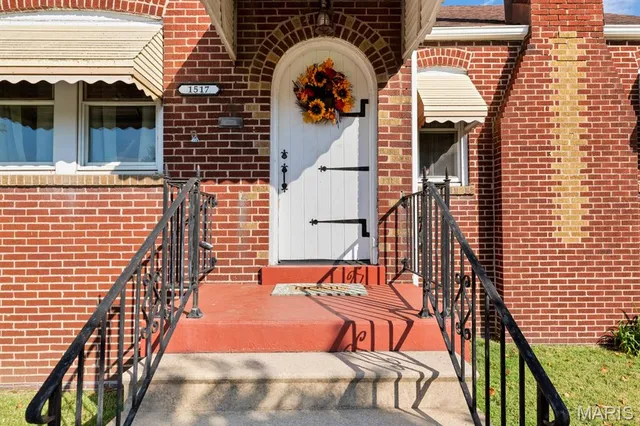 $139,900 | 1517 Garfield Avenue, Granite City, IL 62040