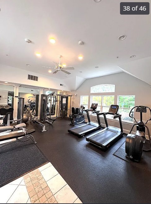 20 Winding Ridge Road Greenburgh, NY 10603 - Photo 9 of 46
