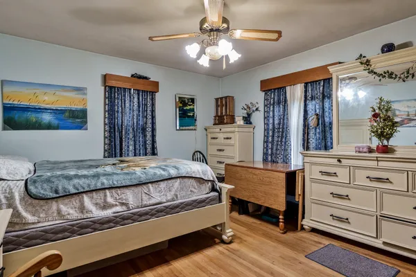 $95,000 | 1422 South Burchard Avenue, Freeport, IL 61032