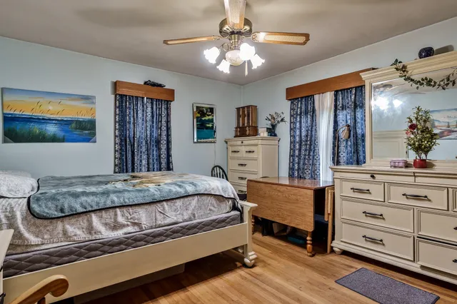 $95,000 | 1422 South Burchard Avenue, Freeport, IL 61032