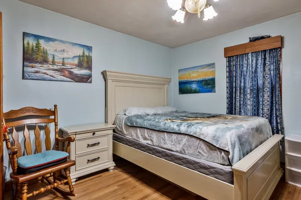 $95,000 | 1422 South Burchard Avenue, Freeport, IL 61032