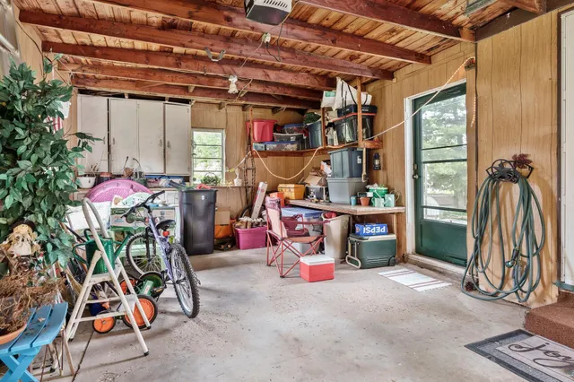 $95,000 | 1422 South Burchard Avenue, Freeport, IL 61032