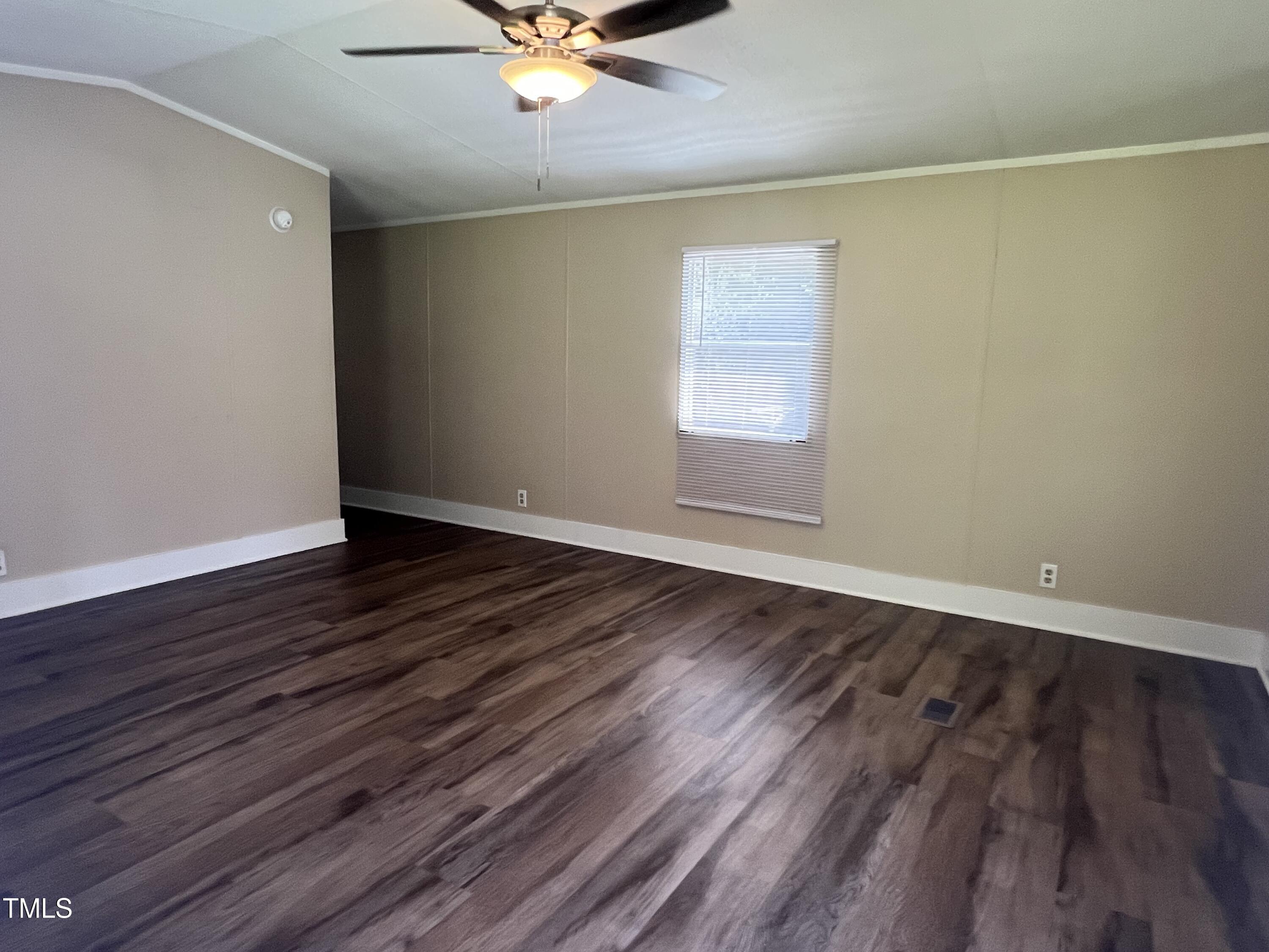 2432 Redwood Road Durham, NC 27704 - Photo 7 of 13 IMG_2928