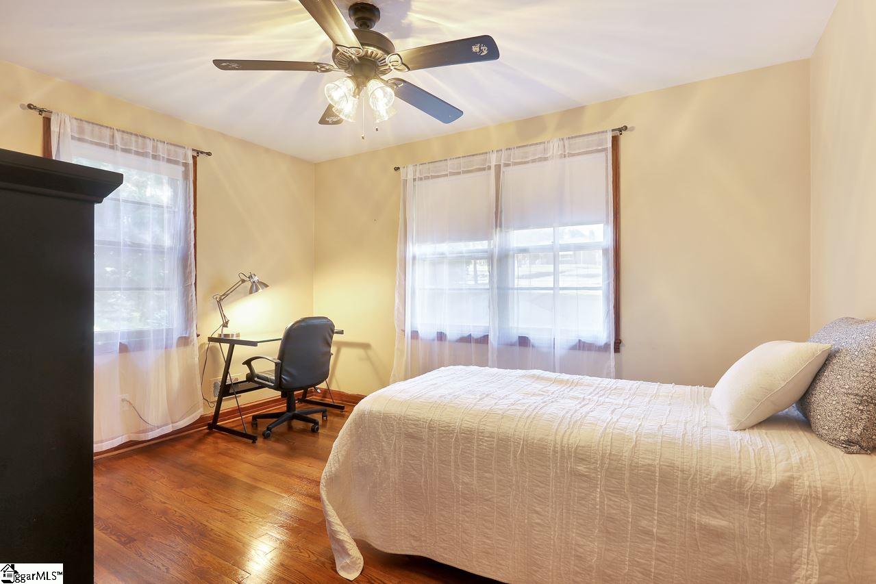 78 Ridge Road Greenville, SC 29617 - Photo 14 of 27