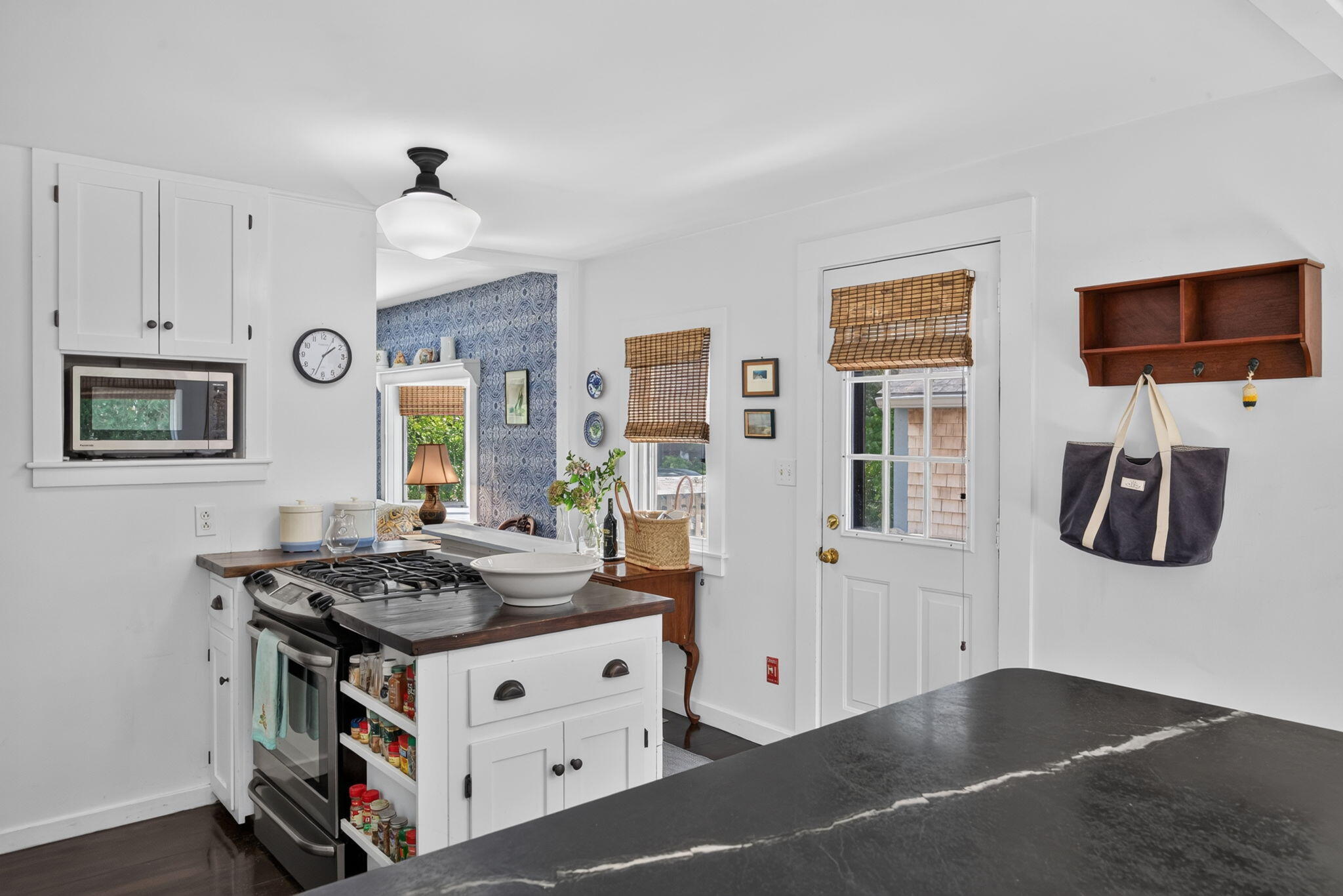1210 County Road Cataumet, MA 02534 - Photo 11 of 32 12-12-8P0A4039
