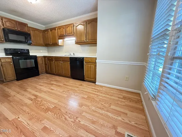 $1,695 | 120 Greenmont Lane, Cary, NC 27511