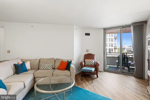 $550,000 | 7111 Woodmont Avenue, Unit 709, Bethesda, MD 20815